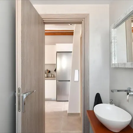 Iresma Apartment *