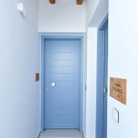 Iresma Apartment Naousa (Paros)
