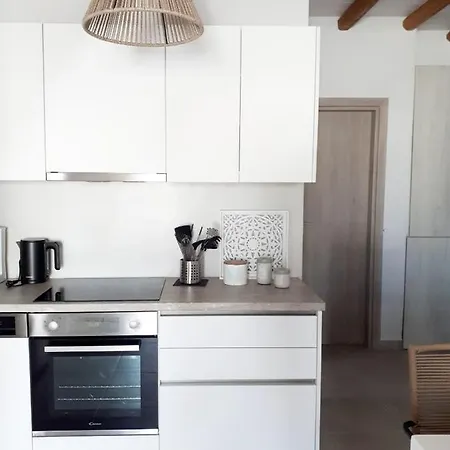 Iresma * Naousa (Paros)