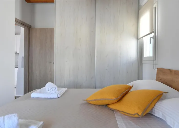 Iresma * Naousa (Paros)