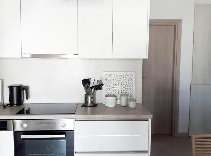 Iresma * Naousa (Paros)